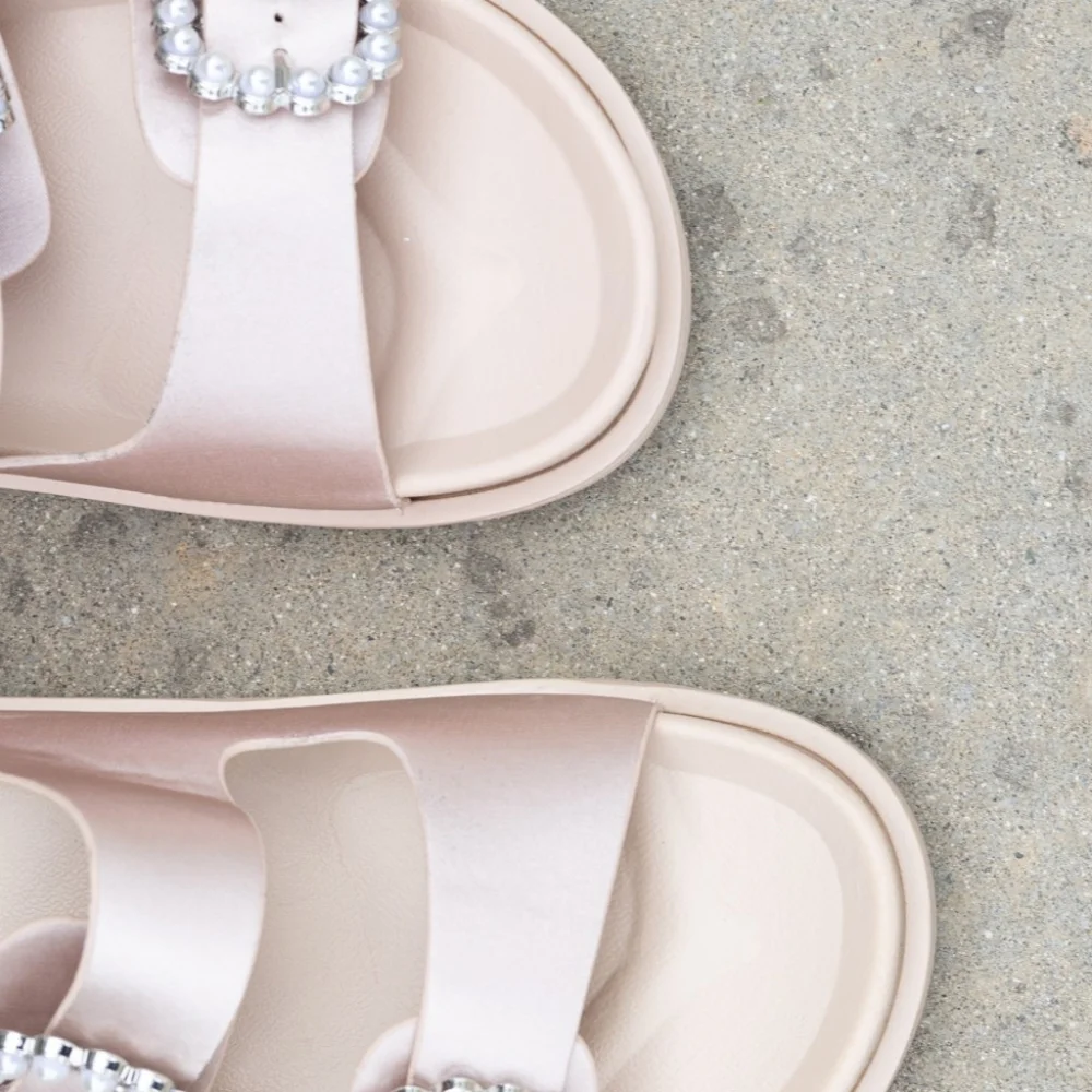 Jewel of the Sea Faux Pearl Buckle Slide Sandals - Picture 10 of 10